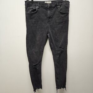 Free People Black Distressed Ankle Skinny Jeans sz 31R High Rise Stretch